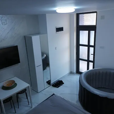 Night-duble Mm 2 Apartment